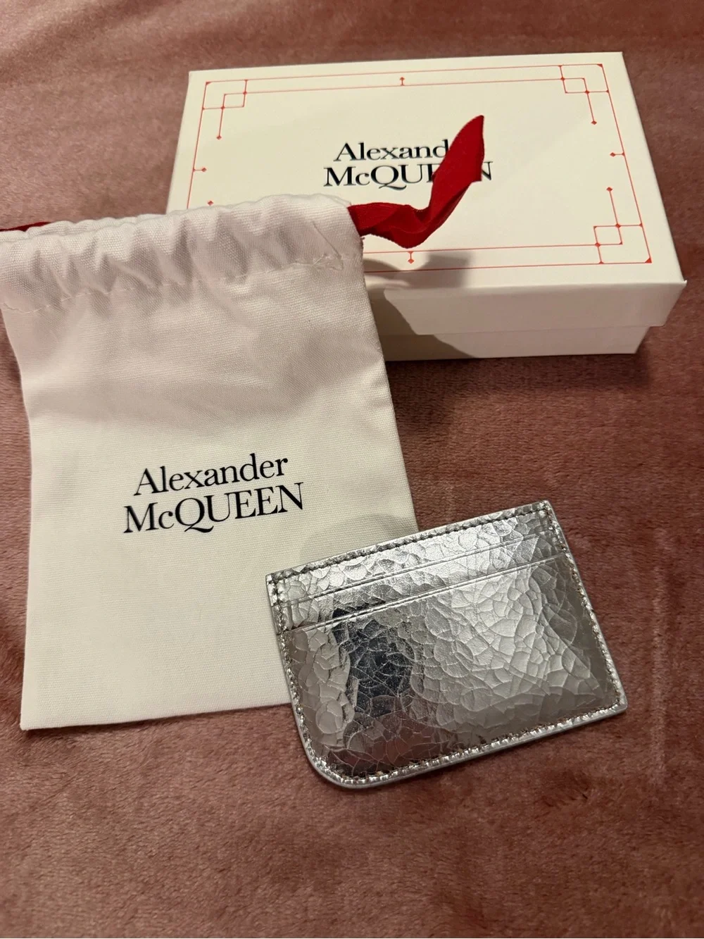 New/unused Alexander McQUEEN Silver Textured Leather Card Holder
